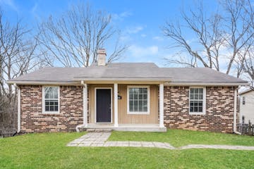 254 Township Dr Hendersonville, TN 37075